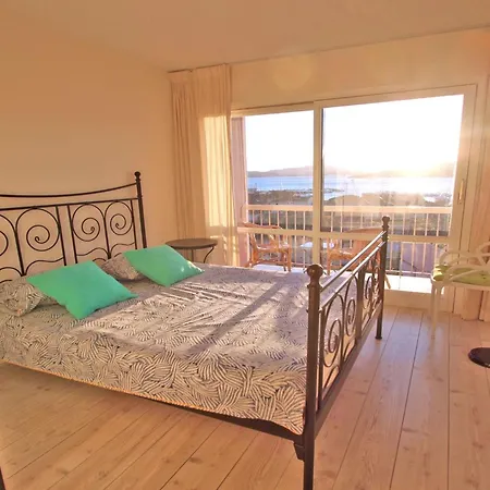 Appartement Appt T3 - 5 Pers - Vue - Climatisation By Interhome *