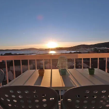 Appt T3 - 5 Pers - Vue - Climatisation By Interhome Appartement Sainte-Maxime